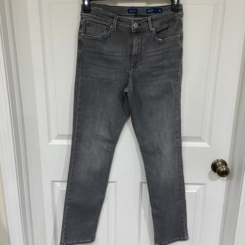 J. Jill High-Rise Straight-Leg Denim Jeans - Size 6R - Galaxy Wash - NWT